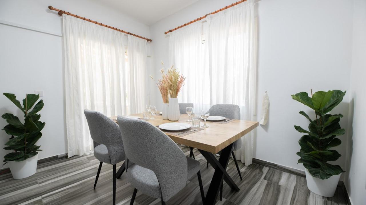 Beautiful Apartment In Harbour Paphos, Central & Close To Beach Esterno foto